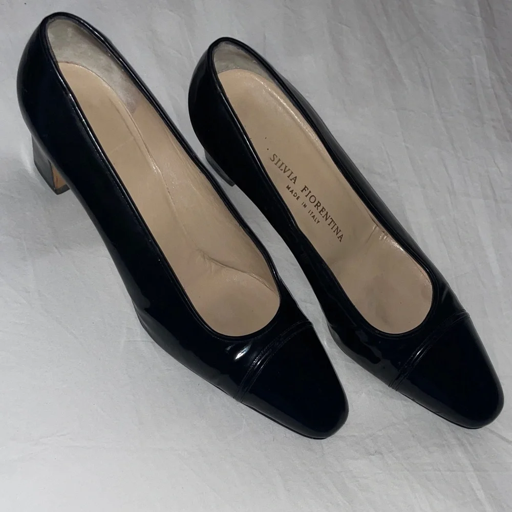 Italian Black Women's Pumps 9M - Picture 1 of 13